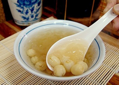 喝莲子汤去心火